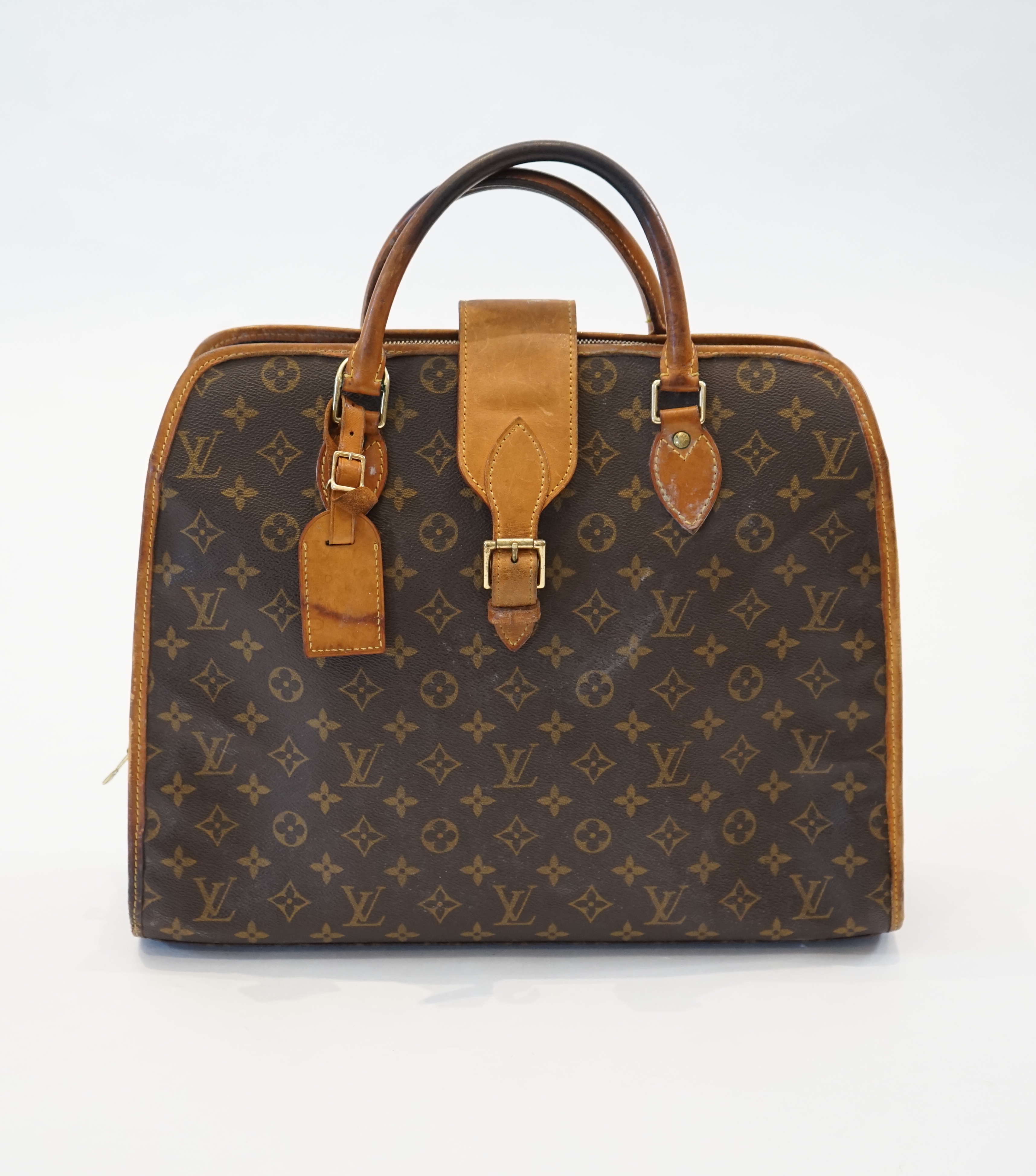 A Vintage Louis Vuitton satchel briefcase width 41cm, depth 11cm, height 32cm